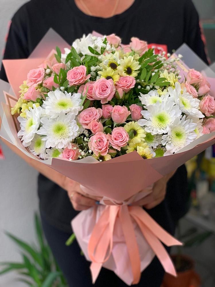 Букет цветов из: Розы и Хризантемы в Михнево