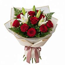 Букет цветов из:  Лилии и Розы в Михнево