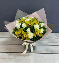 Букет цветов из:  Орхидеи и Розы в Михнево