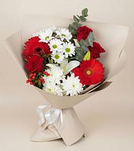 Букет цветов из:  Розы, Хризантемы, Герберы и Лилии в Михнево