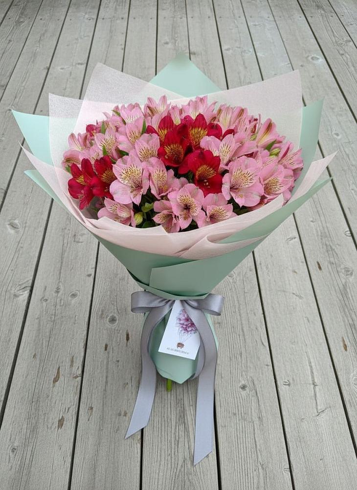 Букет цветов из: Альстромерии в Михнево