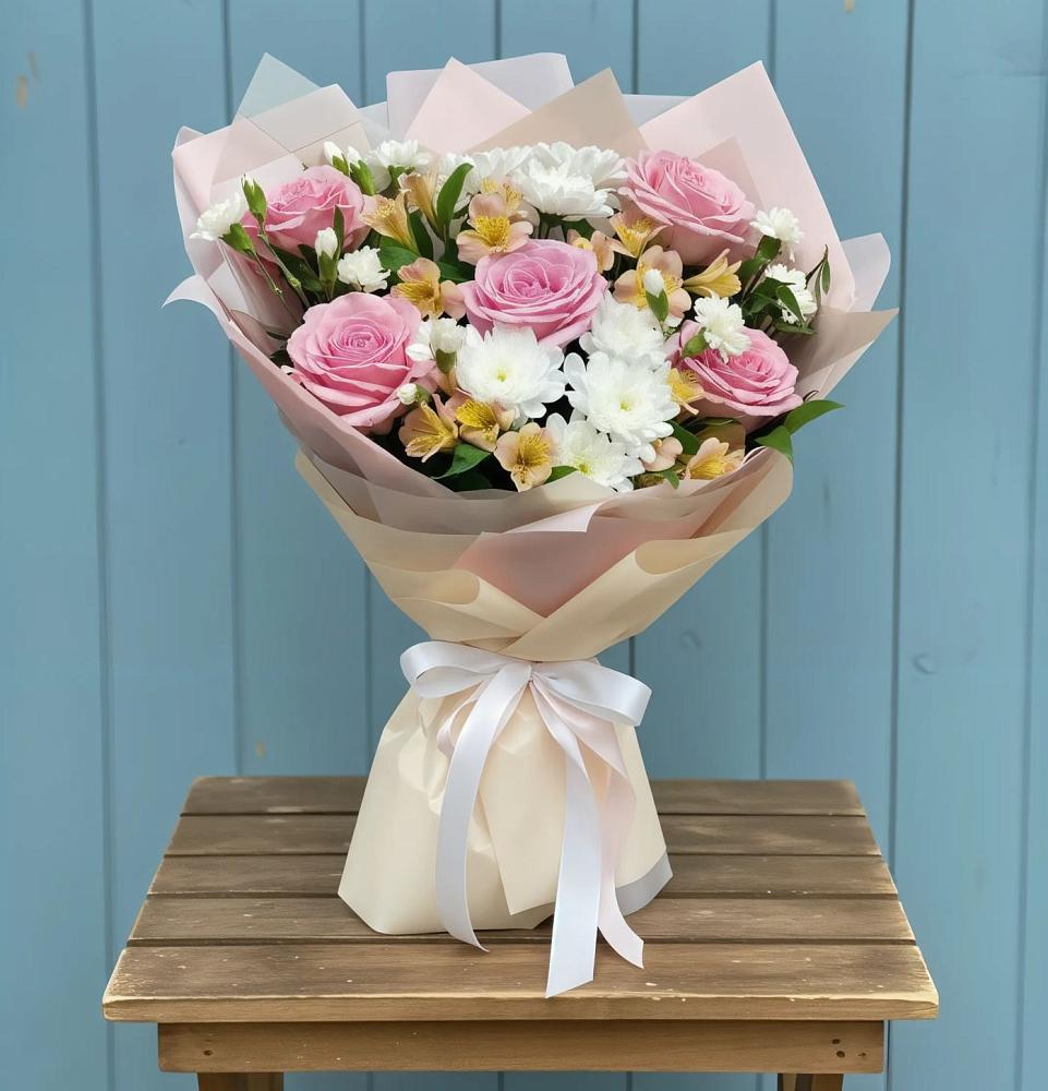 Букет цветов из: Гвоздики, Орхидеи и Розы в Михнево