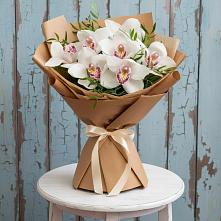 Букет цветов из:  Орхидеи и Розы в Михнево